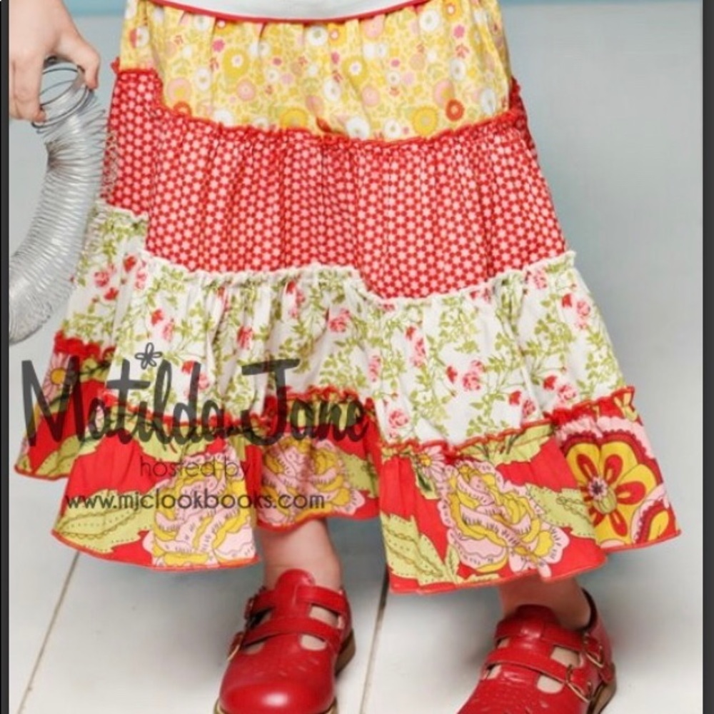 BTS outfit! Matilda Jane Gentry skirt sz 6 w tee